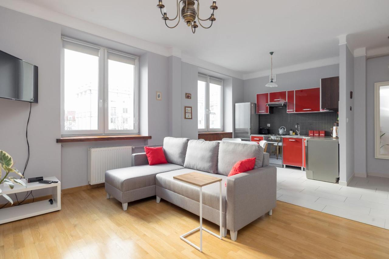 Metro Raclawicka Red Apartment Варшава Экстерьер фото