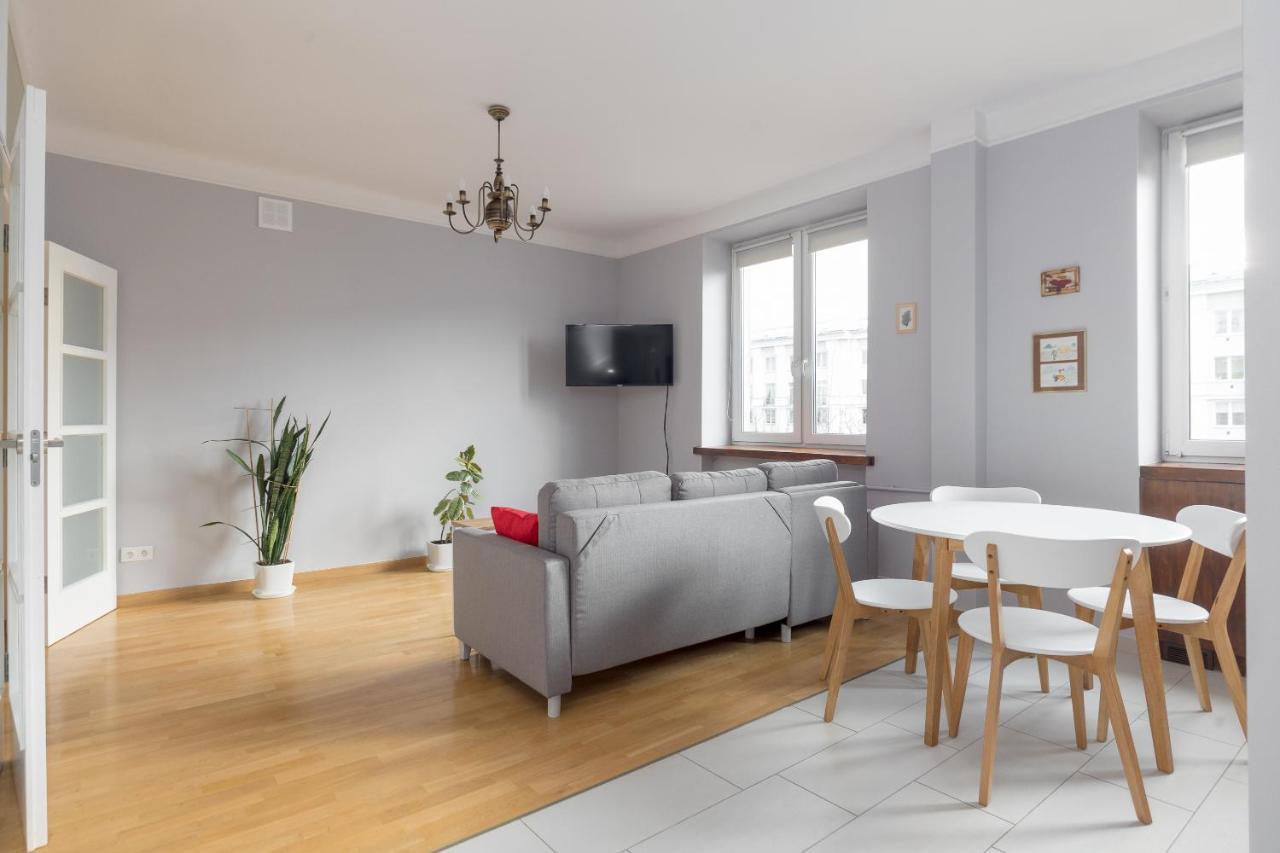 Metro Raclawicka Red Apartment Варшава Экстерьер фото